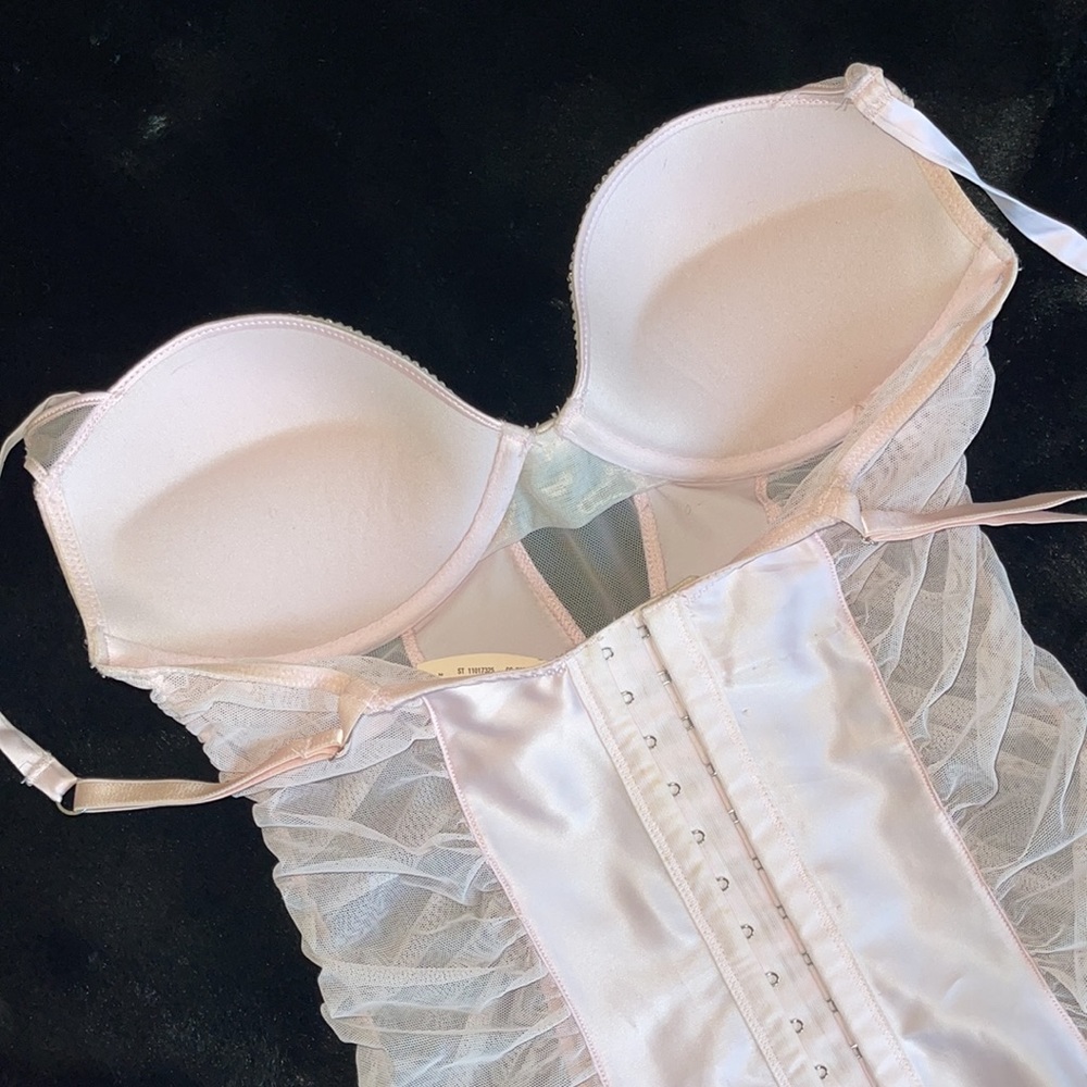 36C 36D  Vs Victoria’s Secret rhinestones/Crystals Pink Satin Corset garter Slip - Picture 7 of 14